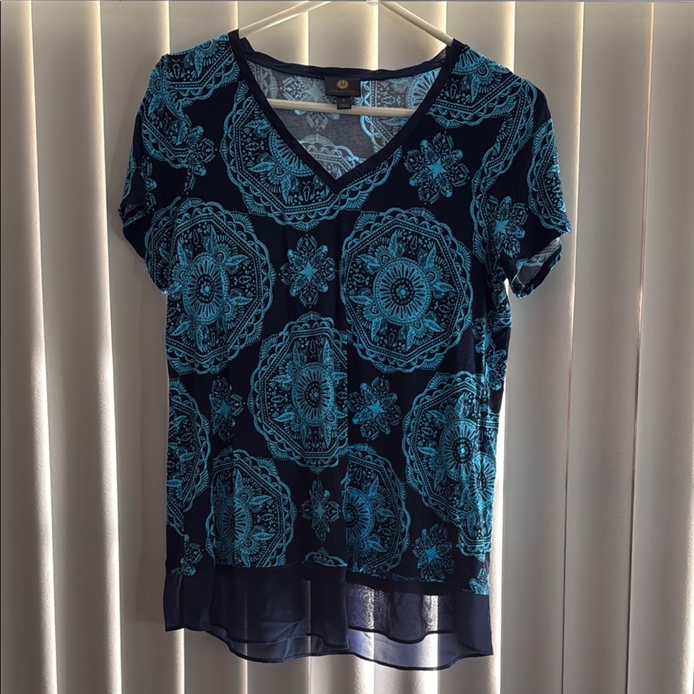 JM Collection Blue Graphic Blouse Women’s Sz S